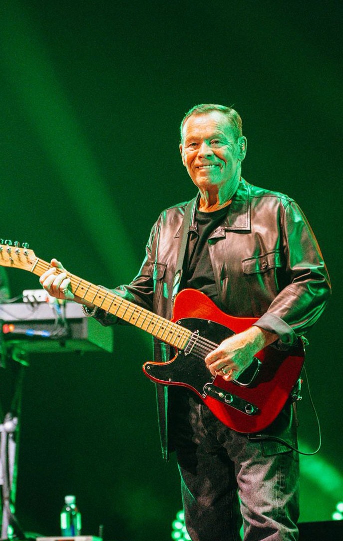 Raggae Fest guy on stage